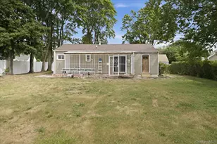 42 Bradley St, Brentwood, NY 11717 - Photo 22
