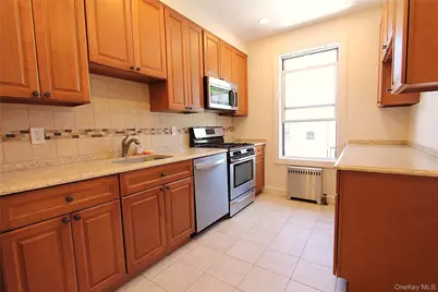 70-32 65th Street, Glendale, NY 11385 - Photo 8