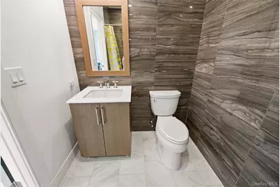 100 Garvies Point Road #1311, Glen Cove, NY 11542 - Photo 22