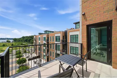 100 Garvies Point Road #1311, Glen Cove, NY 11542 - Photo 24