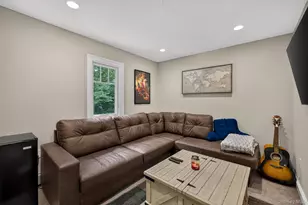 125 Keller Dr, Mastic, NY 11950 - Photo 24