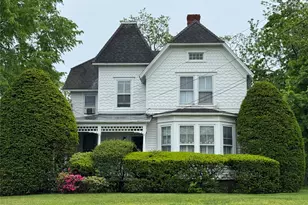 33 Crosby St, Center Moriches, NY 11934 - Photo 8