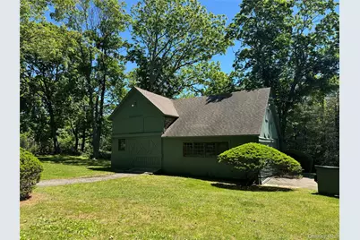 33 Crosby Street, Center Moriches, NY 11934 - Photo 4