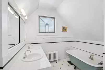 54 Palmer Terrace, Sag Harbor, NY 11963 - Photo 28