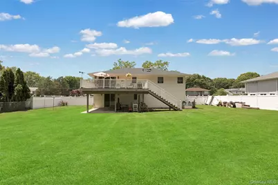 61 Yale Avenue, Oakdale, NY 11769 - Photo 26