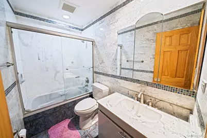 11 Springwood Drive, North Babylon, NY 11703 - Photo 10