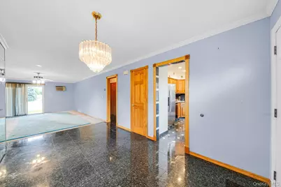 11 Springwood Drive, North Babylon, NY 11703 - Photo 4