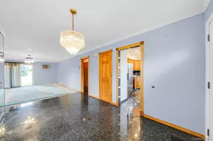 11 Springwood Dr, North Babylon, NY 11703 - Photo 4