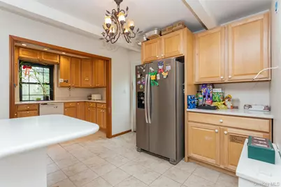 15 Field End Lane #A-1 & A-21, Eastchester, NY 10709 - Photo 12