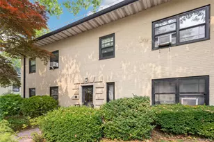 15 Field End Ln, Eastchester, NY 10709 - Photo 2