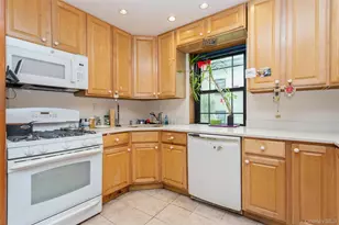 15 Field End Ln, Eastchester, NY 10709 - Photo 10