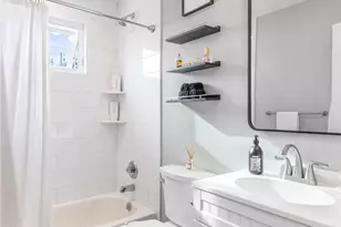 90 Grandview Dr, Shirley, NY 11967 - Photo 12