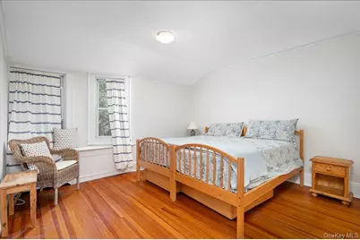 11 Cherry Avenue #2nd Floor, Larchmont, NY 10538 - Photo 4