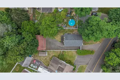 185 E 17th Street, Huntington Station, NY 11746 - Photo 34