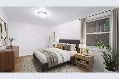 185 E 17th Street, Huntington Station, NY 11746 - Photo 24