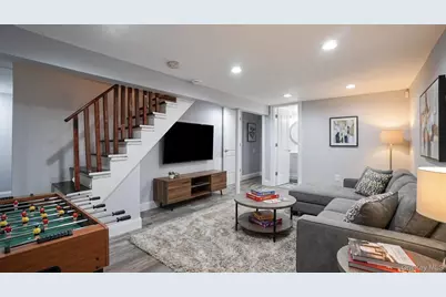 185 E 17th Street, Huntington Station, NY 11746 - Photo 12