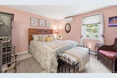 36 Sayville Road, Sound Beach, NY 11789 - Photo 20