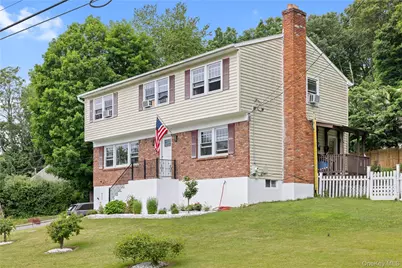 3123 Douglas Drive, Yorktown Heights, NY 10598 - Photo 2