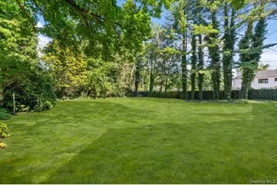 10 Rancher Place, Huntington, NY 11743 - Photo 40