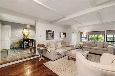 10 Rancher Place, Huntington, NY 11743 - Photo 16