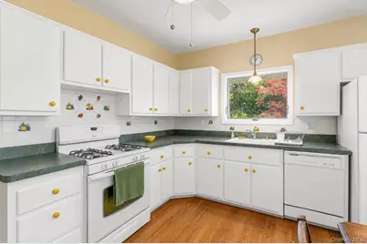 71 Stephens Road, Tappan, NY 10983 - Photo 12