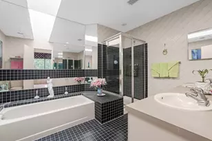 181 North Ln, Smithtown, NY 11787 - Photo 16