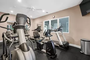 181 North Ln, Smithtown, NY 11787 - Photo 32