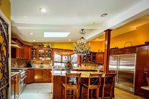 1758 John St, Merrick, NY 11566 - Photo 2