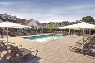 500 Sutton Ct, Deer Park, NY 11729 - Photo 2