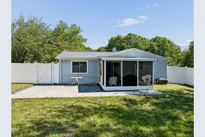 77 Masonic Avenue, Holtsville, NY 11742 - Photo 4