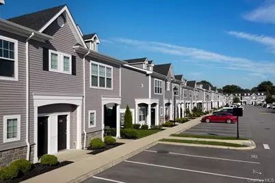 500 Sutton Court #149, Deer Park, NY 11729 - Photo 2