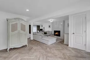 31 Leeds Ln, North Babylon, NY 11703 - Photo 22