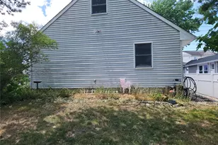 2777 Alder Rd, Bellmore, NY 11710 - Photo 24