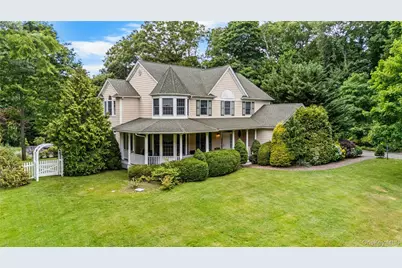 193 Pidgeon Hill Road, South Huntington, NY 11746 - Photo 1