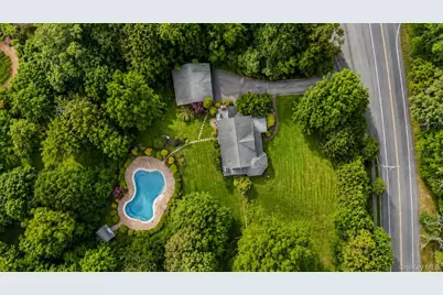 193 Pidgeon Hill Road, South Huntington, NY 11746 - Photo 2