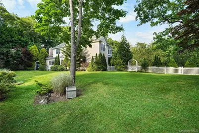 193 Pidgeon Hill Road, South Huntington, NY 11746 - Photo 40