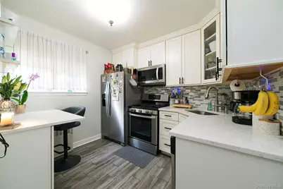 70 West Street #B6, Harrison, NY 10528 - Photo 4