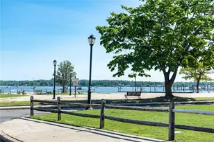 59A Hickory Rd, Port Washington, NY 11050 - Photo 18