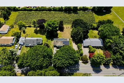 725 Peconic Lane, Peconic, NY 11958 - Photo 4
