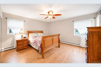 22 Puritan Avenue, Mount Sinai, NY 11766 - Photo 14