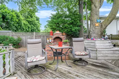 90 Rhode Island Avenue, Bay Shore, NY 11706 - Photo 28