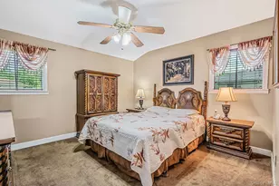 90 Rhode Island Ave, Bay Shore, NY 11706 - Photo 12