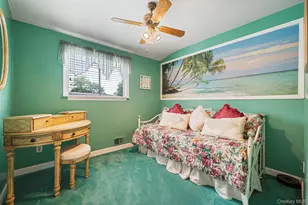 90 Rhode Island Ave, Bay Shore, NY 11706 - Photo 14