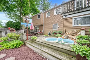 90 Rhode Island Ave, Bay Shore, NY 11706 - Photo 32