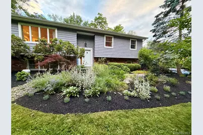 94 Hess Road, Valley Cottage, NY 10989 - Photo 2