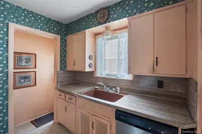 637 Stratford Road, Baldwin, NY 11510 - Photo 18