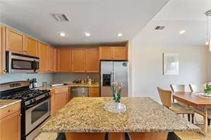12206 Powells Cove Blvd, College Point, NY 11356 - Photo 16