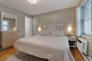 1-80 Beach 101st St, Rockaway Park, NY 11694 - Photo 12