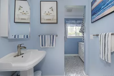 11 Princeton, Red Hook, NY 12571 - Photo 8