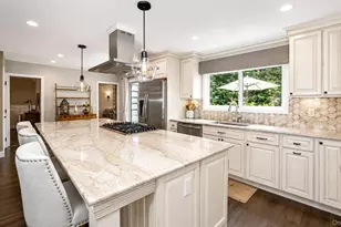 9 Huckleberry Ln, East Setauket, NY 11733 - Photo 10